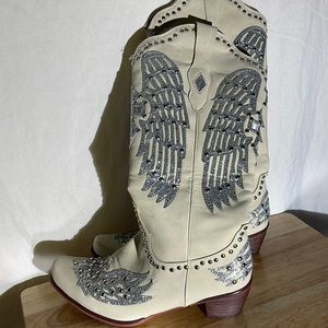 Unbranded cross and wing cowgirl boots size 40